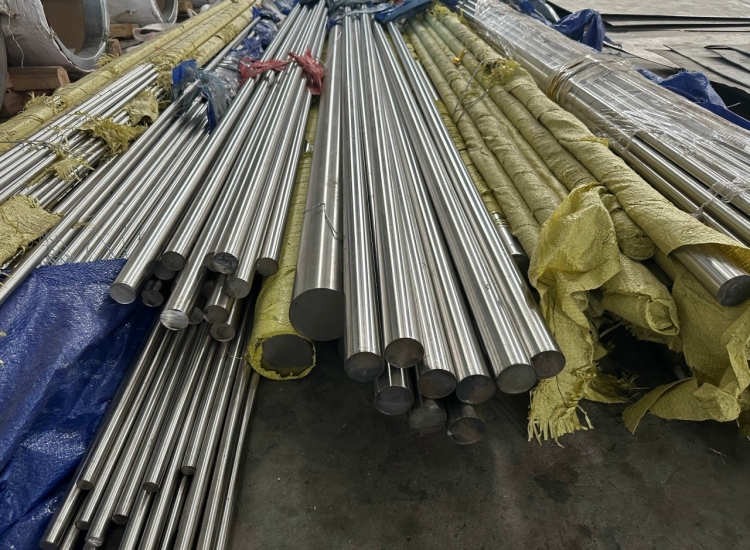 LÁP TRÒN ĐẶC 304- PHI 40|STAINLESS STEEL 304 ROUND BAR , Diameter 40mm