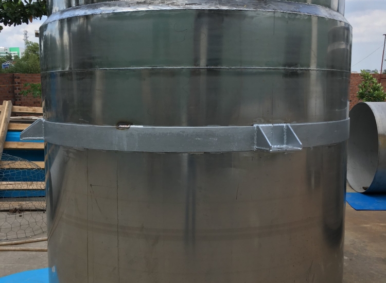 GIA CÔNG BỒN BỂ INOX CÔNG NGHIỆP
