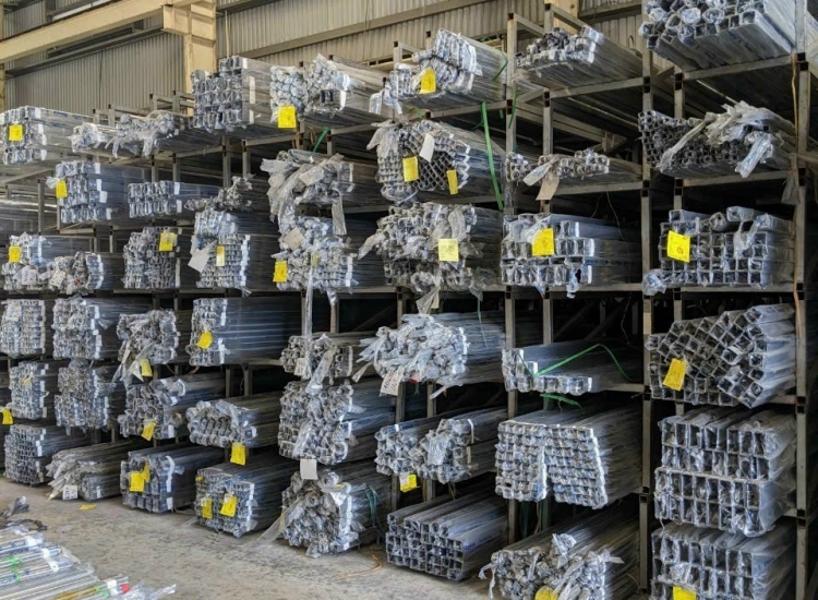 HỘP VUÔNG INOX 304/316 - 200 x 200 x 4.0MM