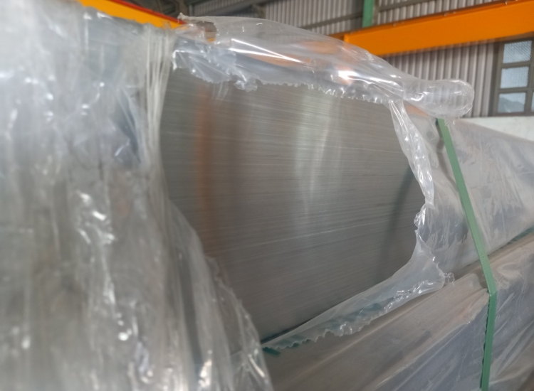 HỘP VUÔNG -HỘP CHỮ NHẬT INOX CÔNG NGHIỆP  316/BỀ MẶT 2B-NO.1(vuông 10-vuông 300, hộp chữ nhật 10x20-200x300 các độ dày)