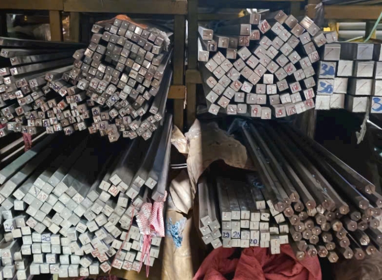 THANH LÁP VUÔNG ĐẶC INOX 304|316 - 22 x 22|Stainless Steel Square Bar 22 x 22 - 304|316