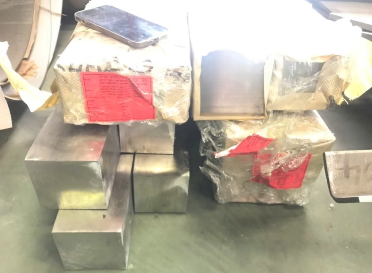 THANH LÁP VUÔNG ĐẶC INOX 304|316 - 120x120|Stainless Steel Square Bar 120 x 120 - 304|316